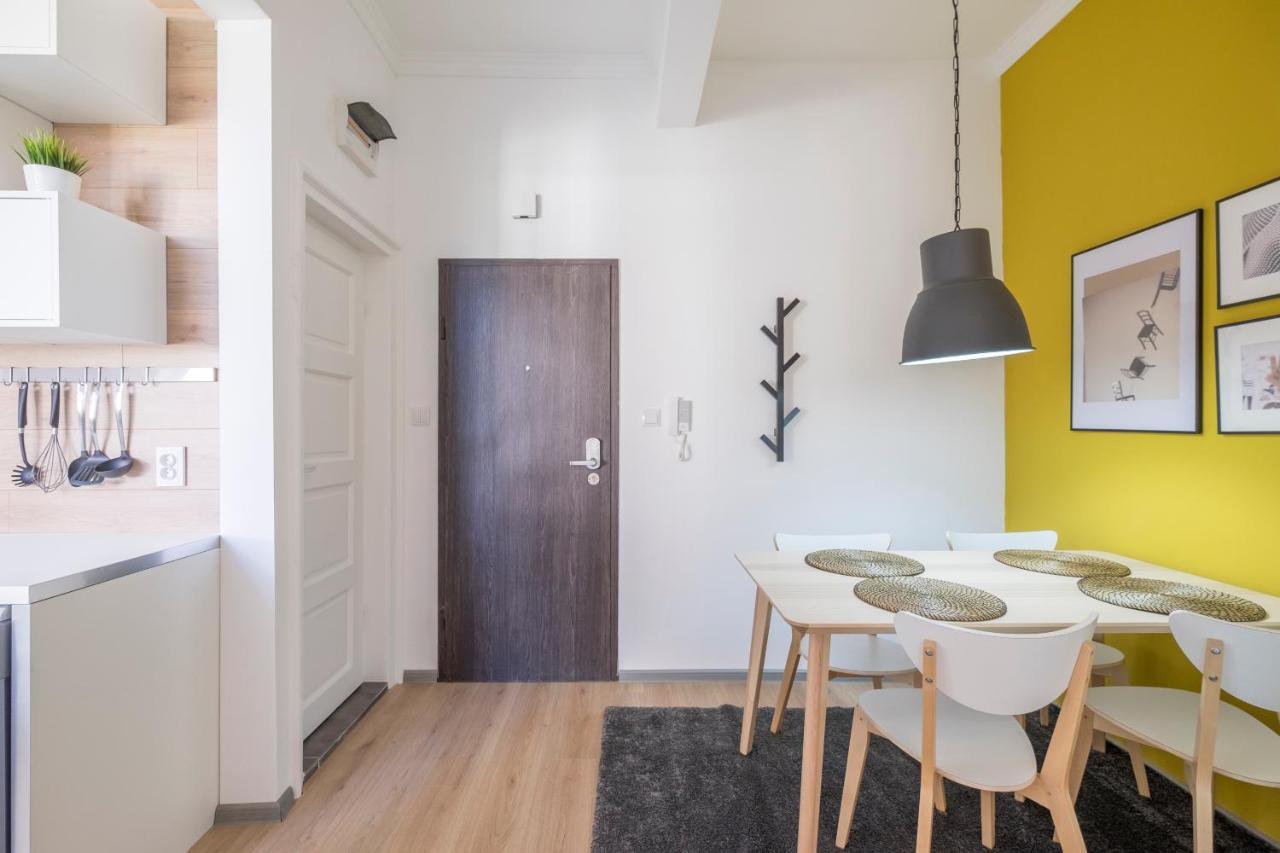 Bluewaveplace - Contemporary Home In Center Of סופיה מראה חיצוני תמונה