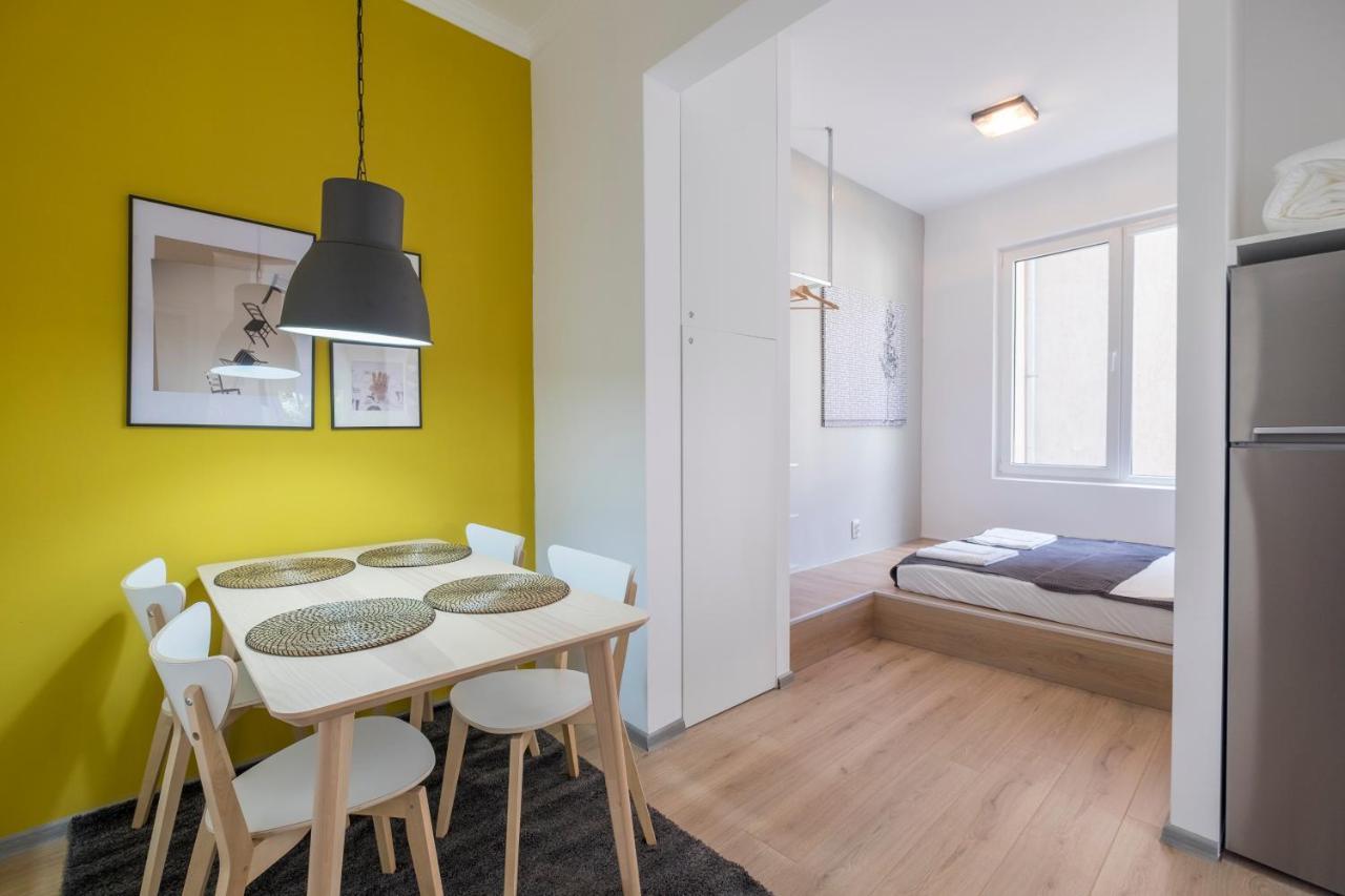 Bluewaveplace - Contemporary Home In Center Of סופיה מראה חיצוני תמונה